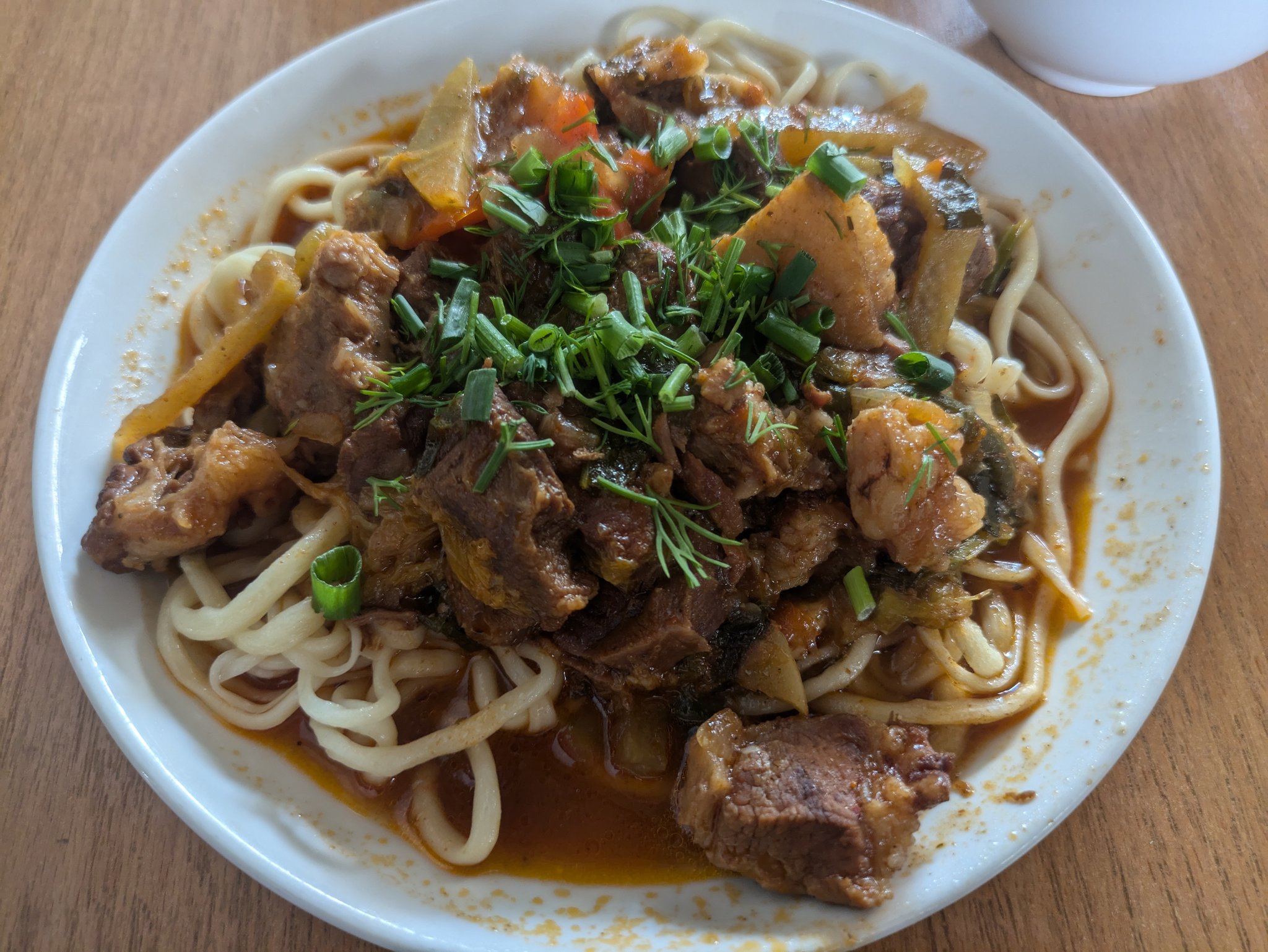 中央バザールで食べたラグマン