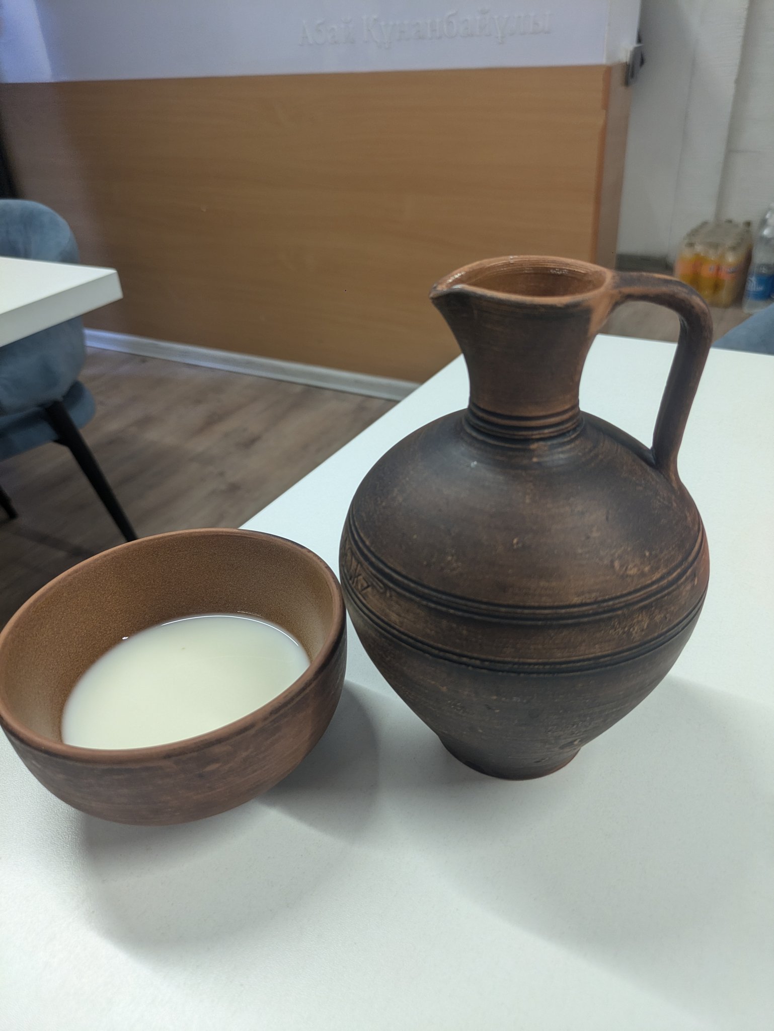 BAUYRDAQ のラクダのミルク(シュバット)