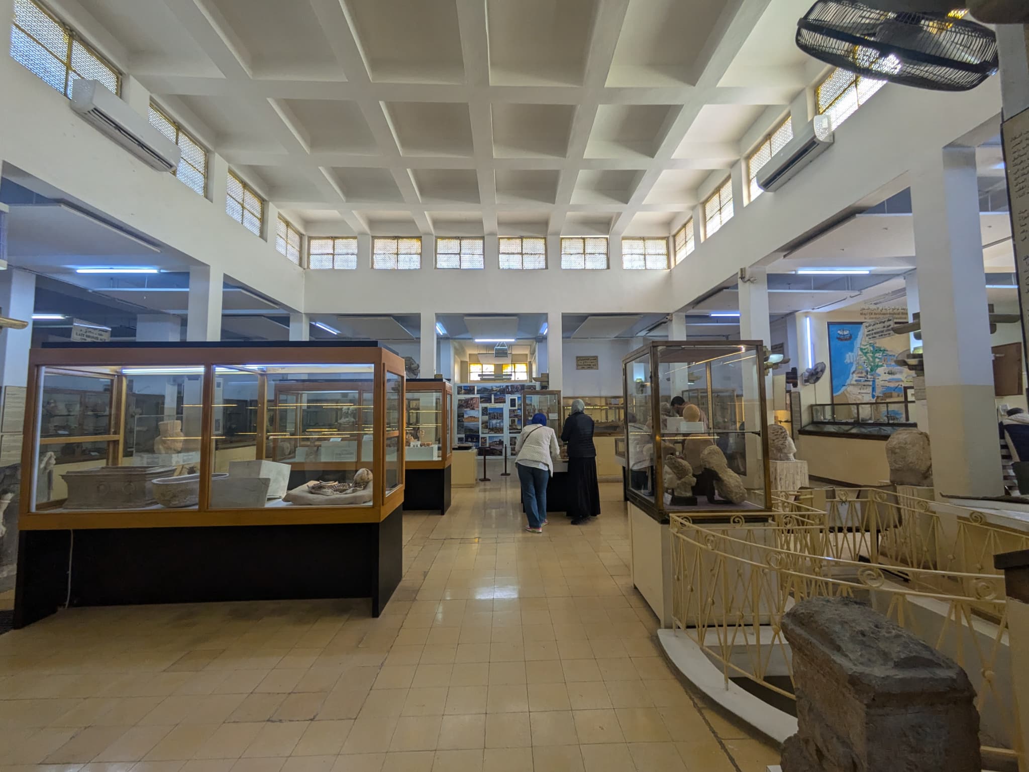 敷地内には考古学博物館もあります