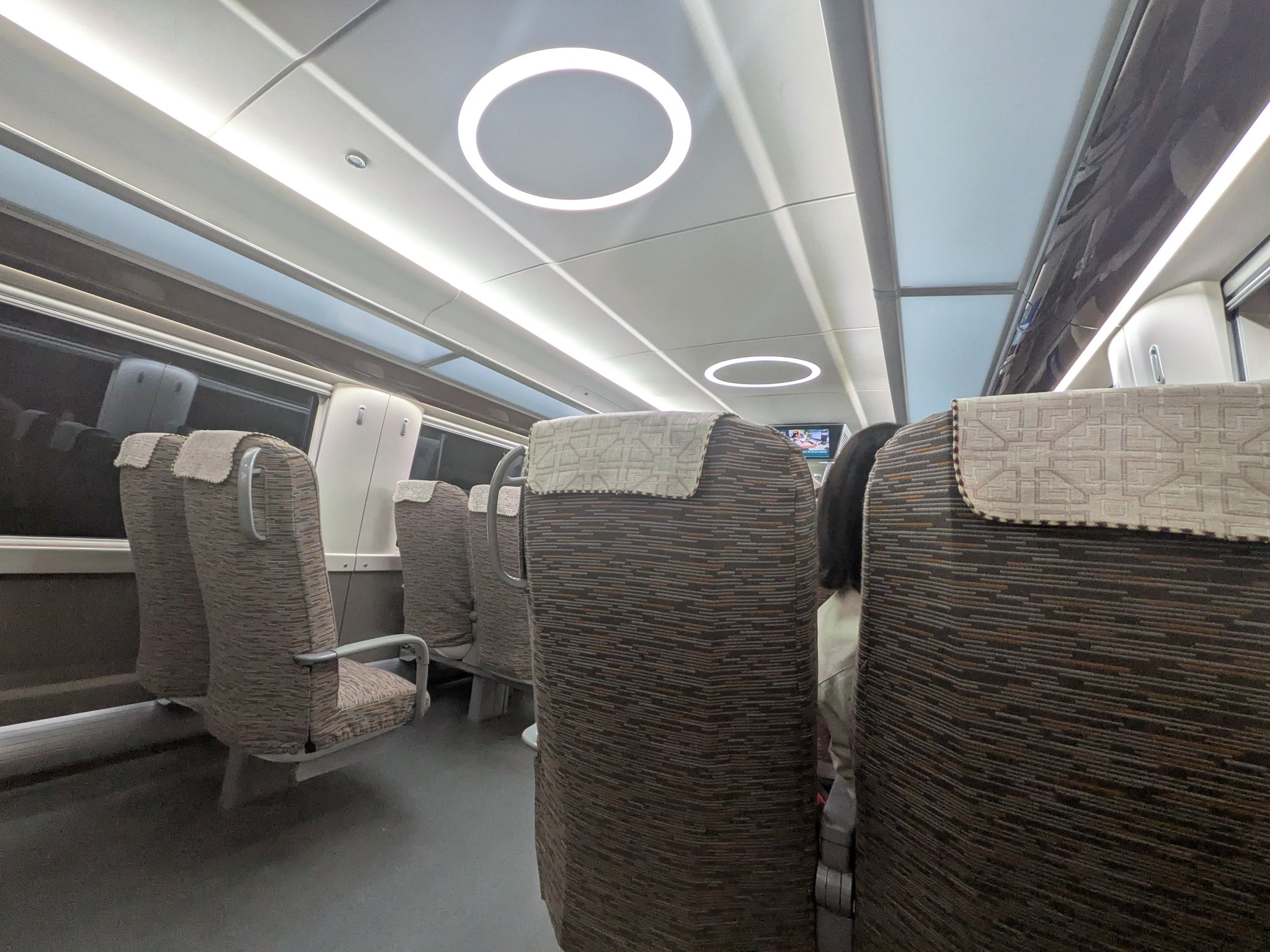 大興機場線の車内