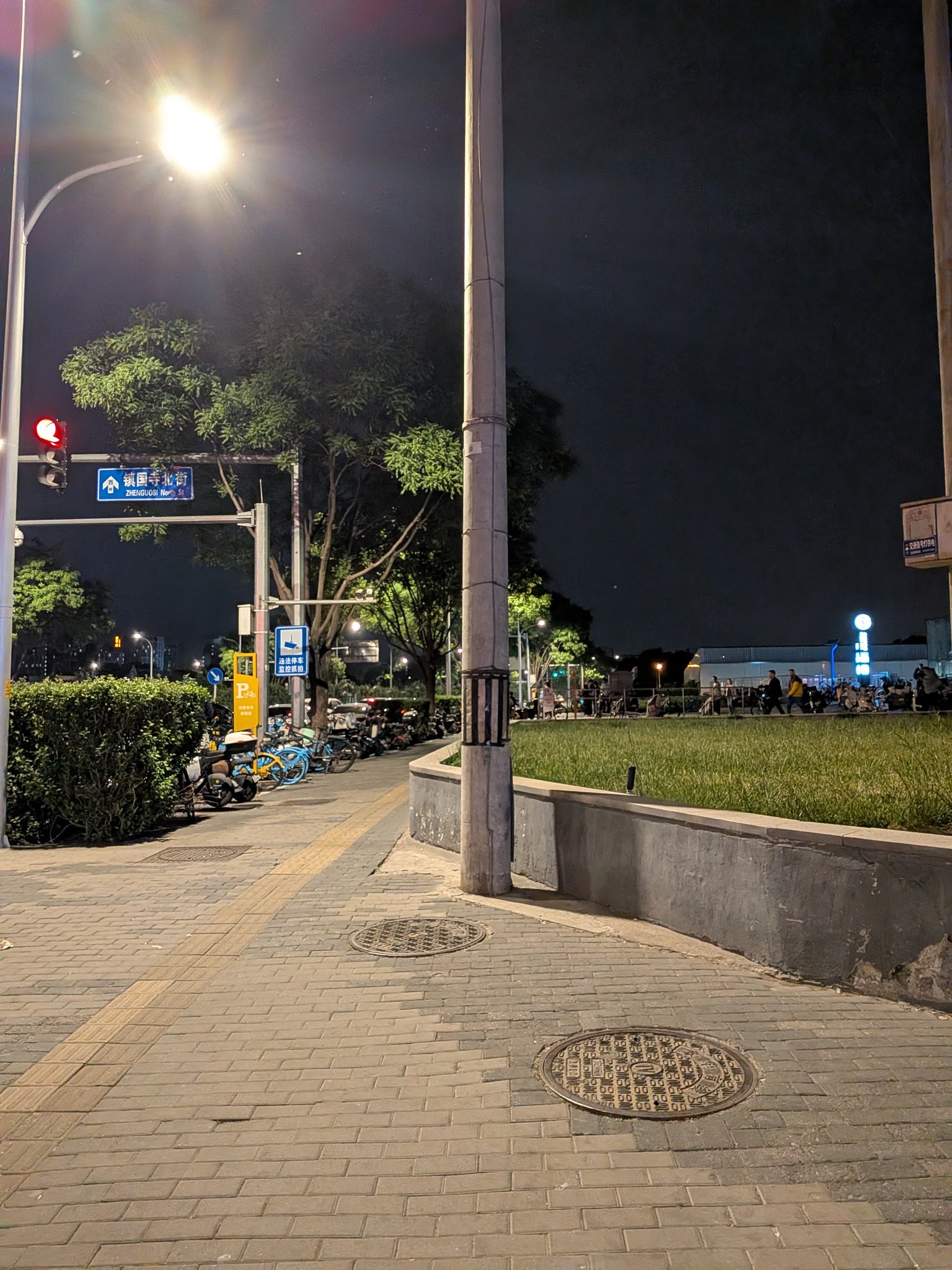 夜の草橋駅の周辺