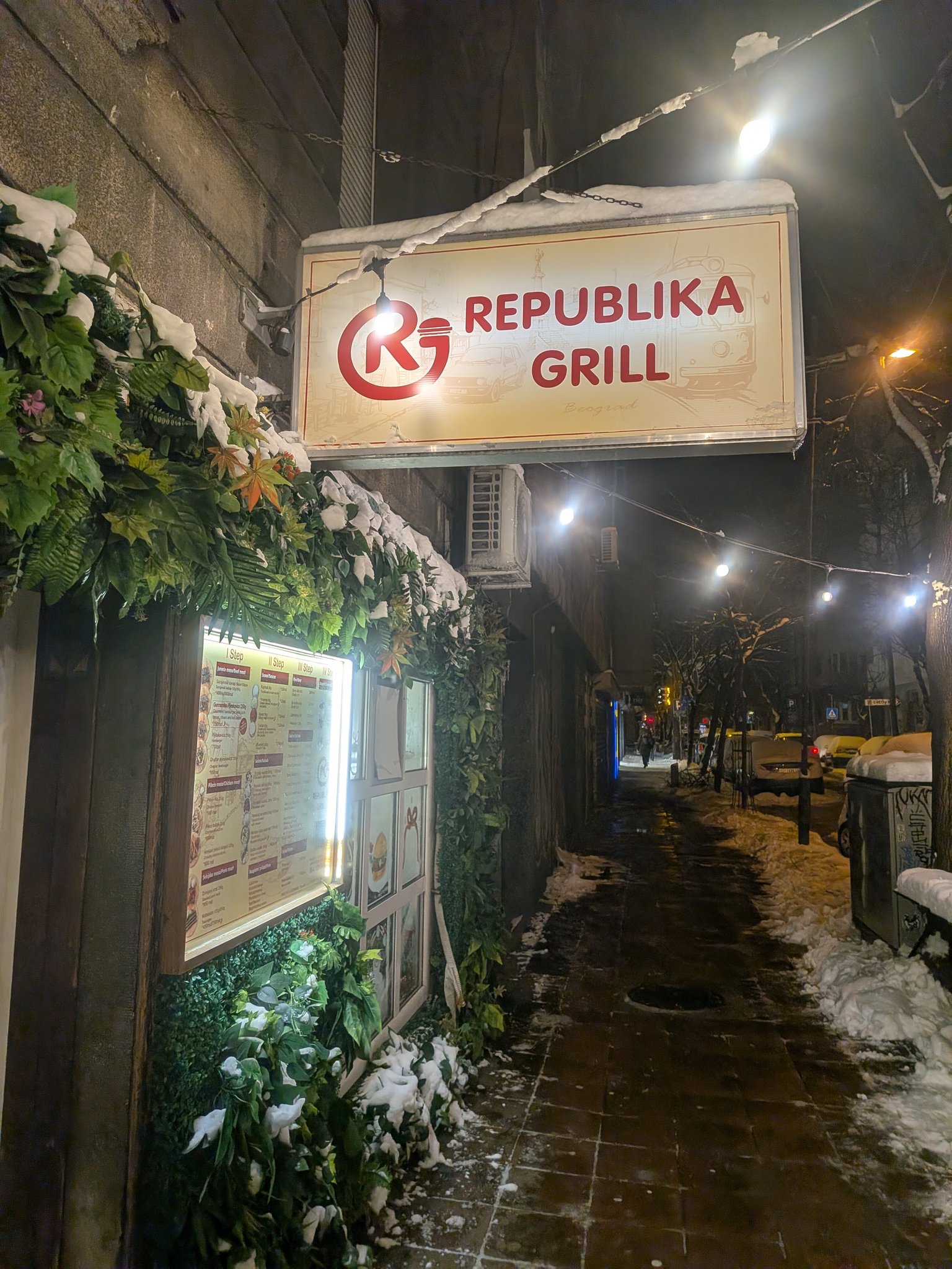 Republika Grill の看板