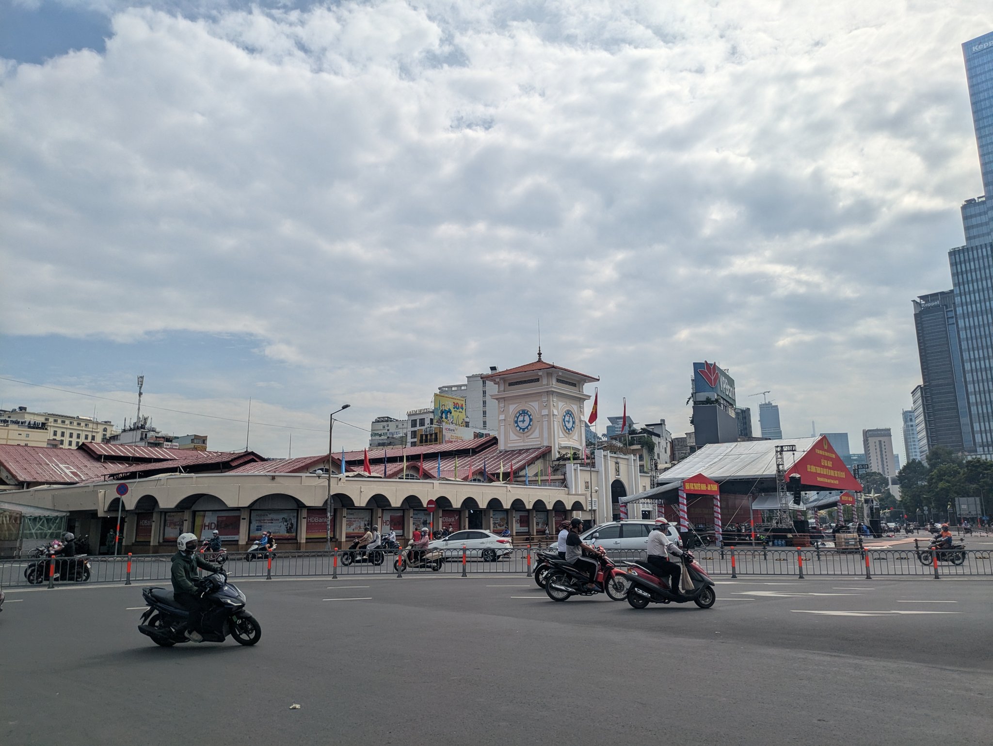 ベンタイン市場の外観