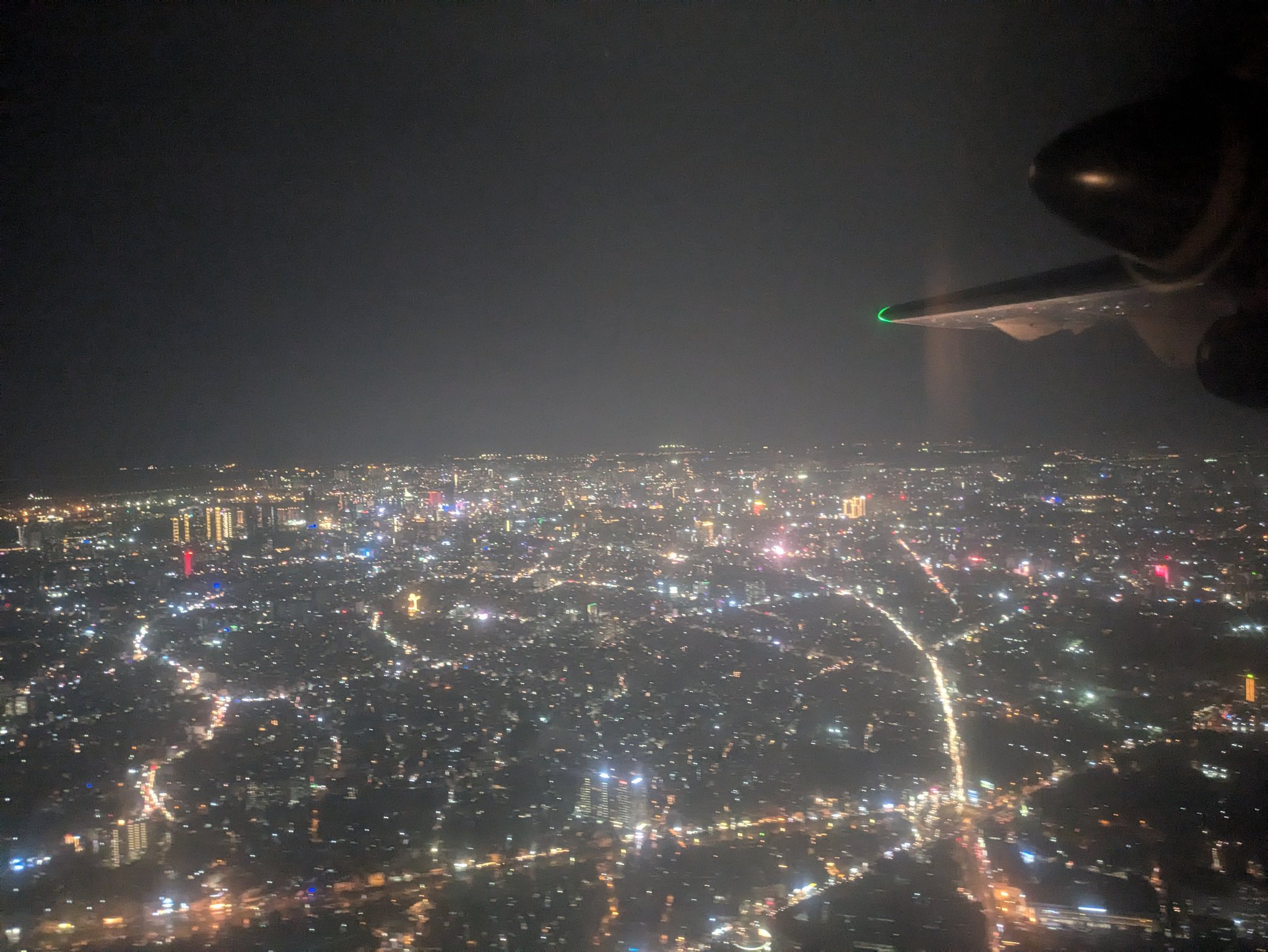 飛行機から見たホーチミンの夜景