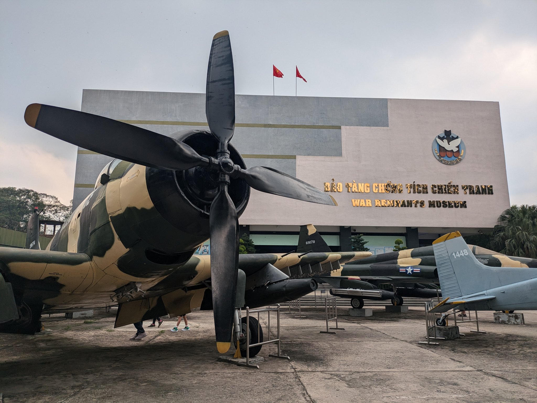 戦争証跡博物館の屋外の戦闘機