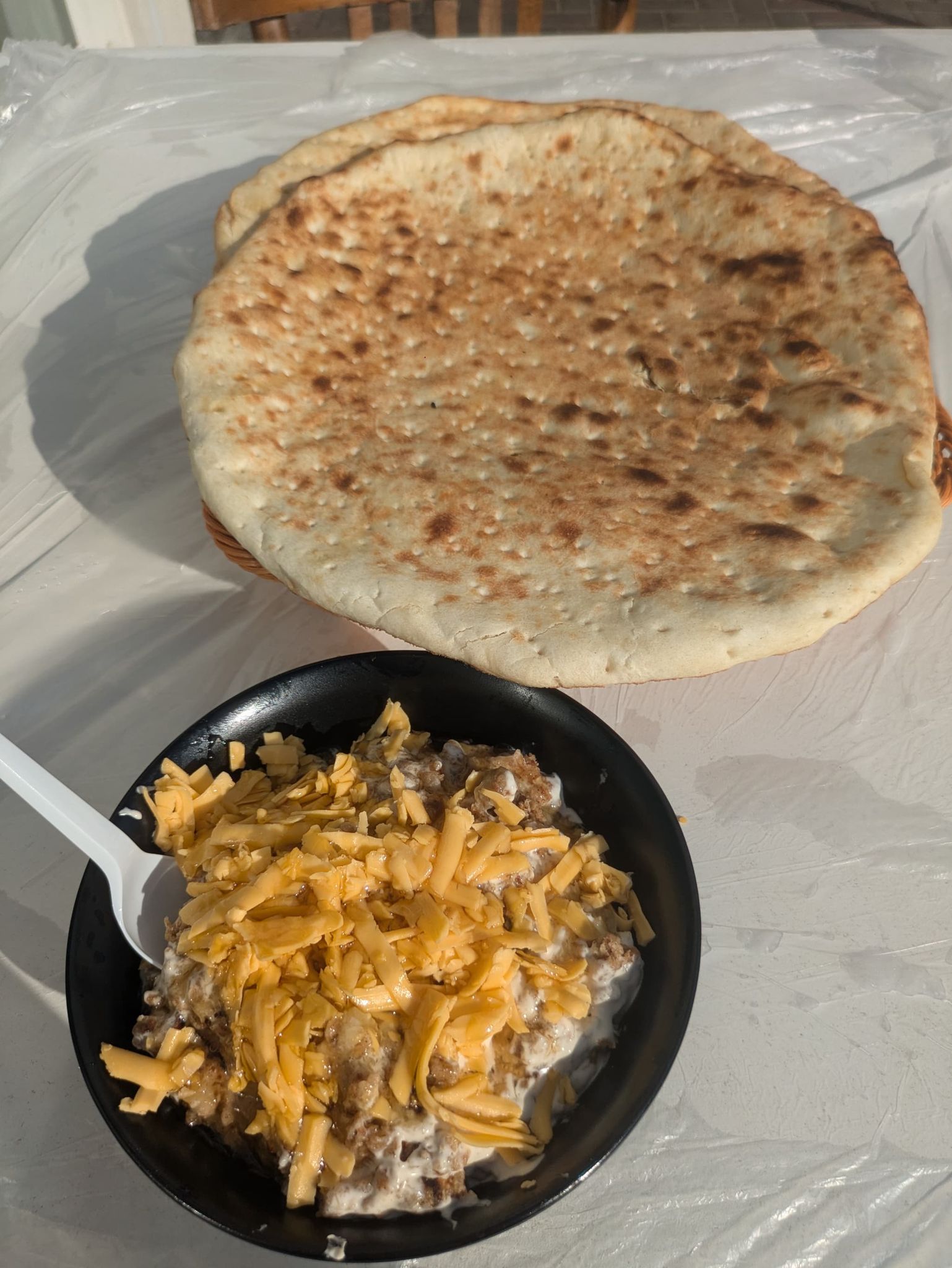 アル・バラッドの朝食屋さんで食べた甘いムタバク