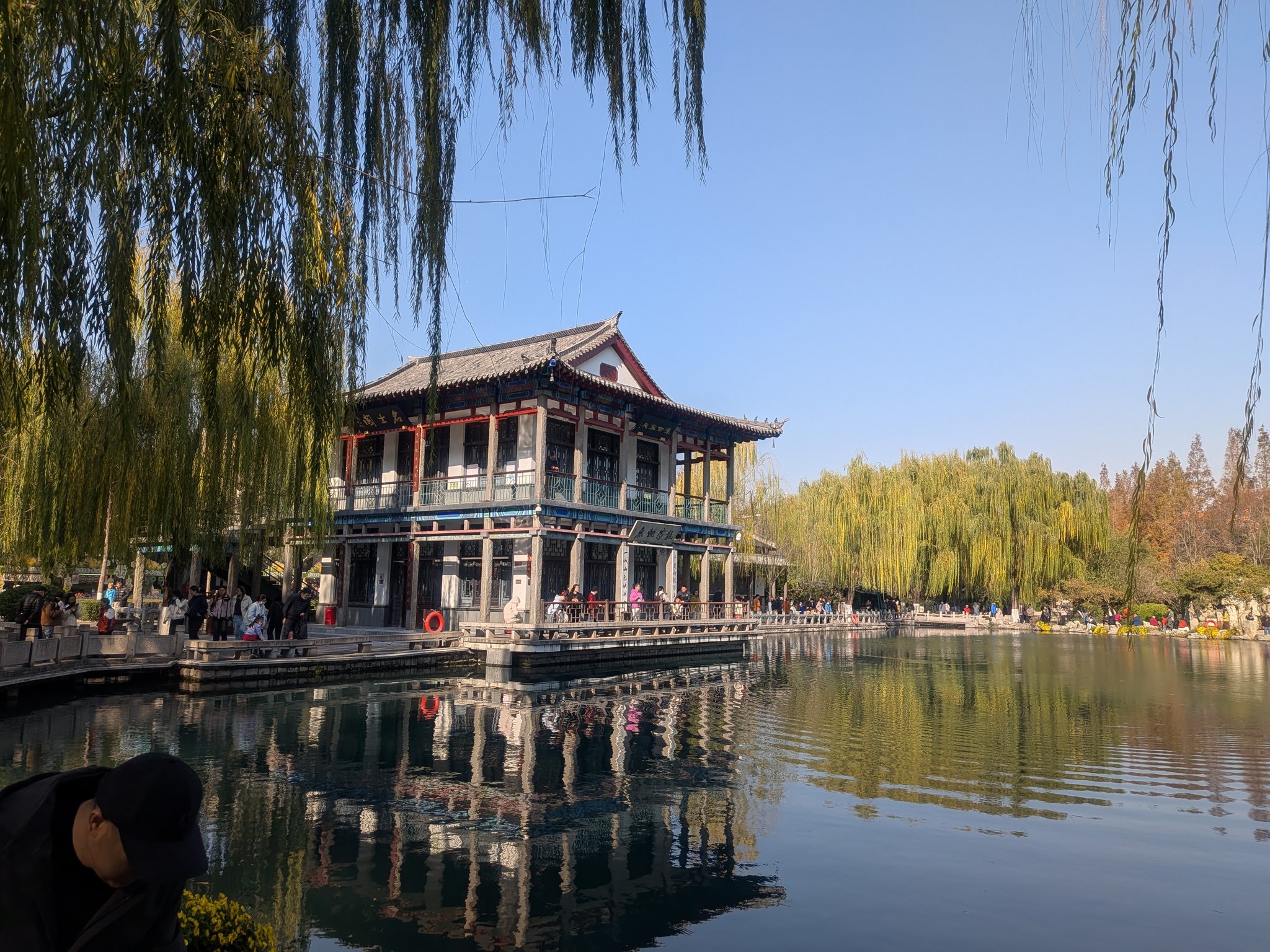済南の五龍潭公園