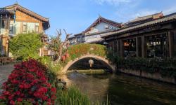 Featured image of post 【麗江】観光モデルコースまとめ。麗江古城・木府・束河古鎮と夜のライトアップショー