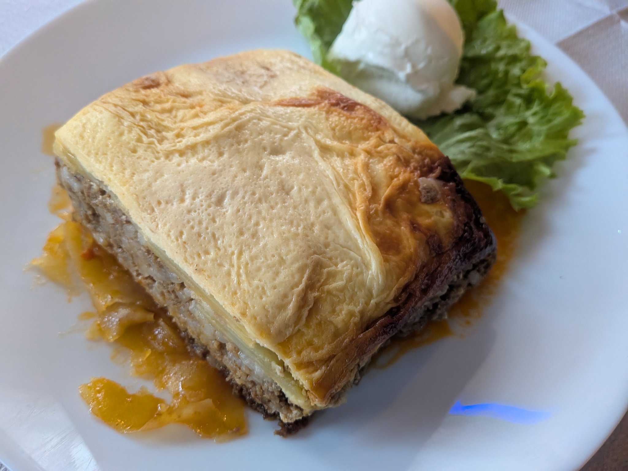 オフリドのレストラン Viva Ksantika Kaj Tanja のランチ