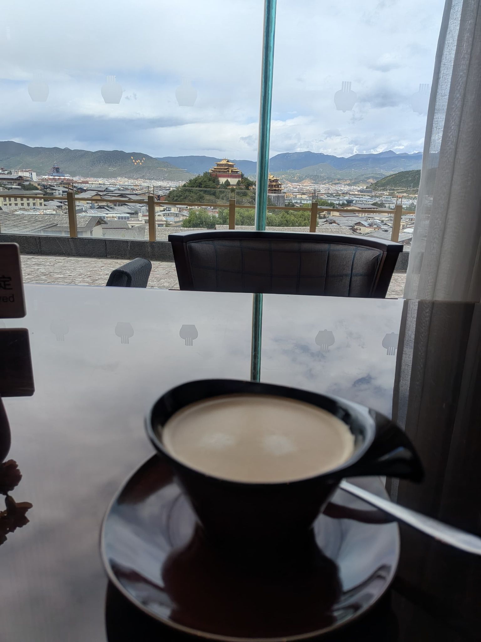 ホテルインディゴのカフェラテ