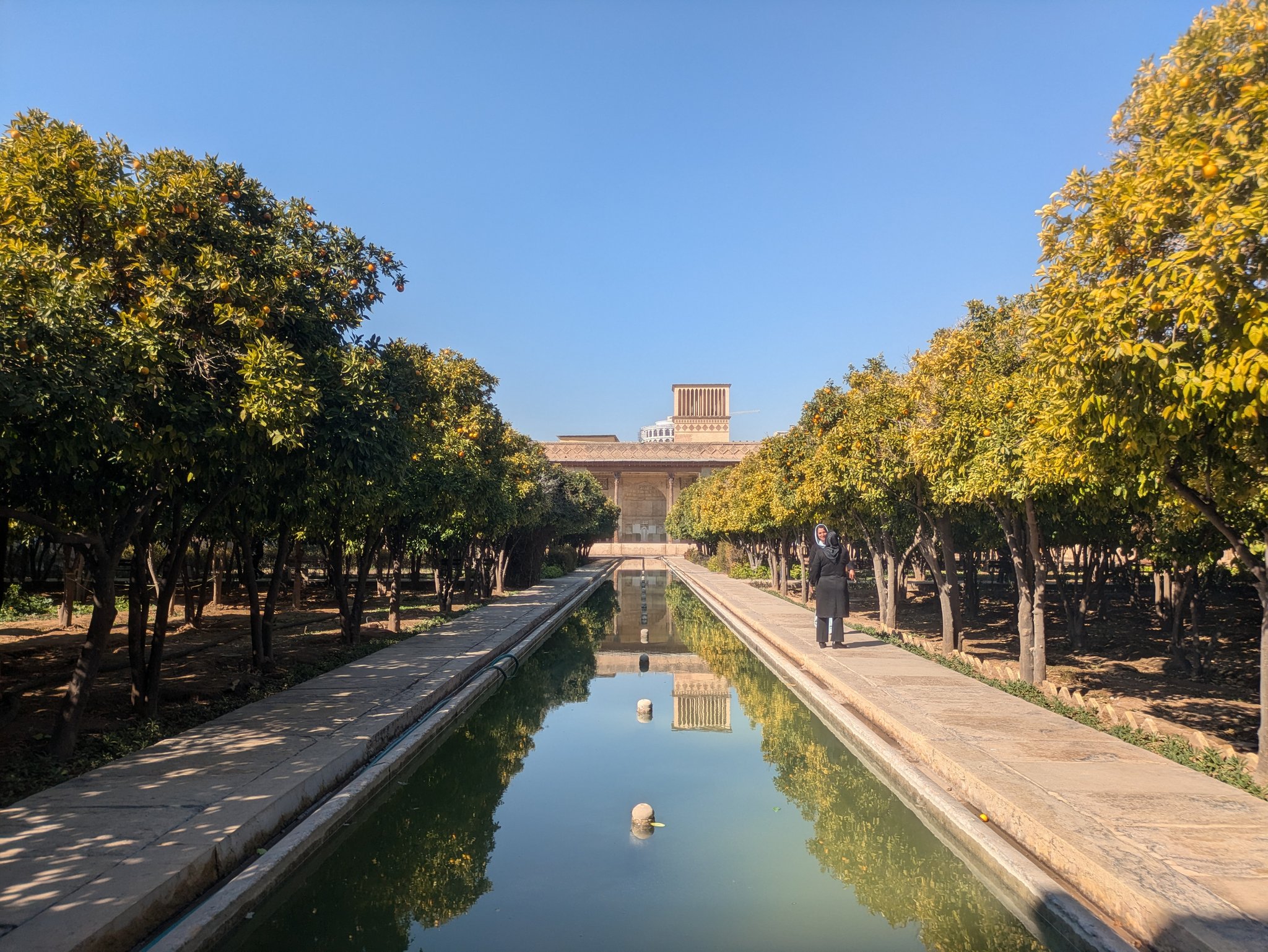 カリーム・ハーン城塞の中の庭園