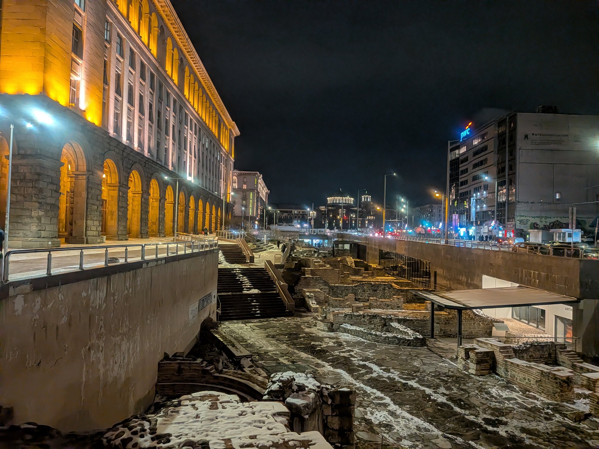 セルディカ駅の周辺の古代ローマの遺跡